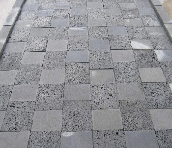 Besser Block Centre's LAVA STONE and CURIK pavers combine well and provide a lovely  contrast